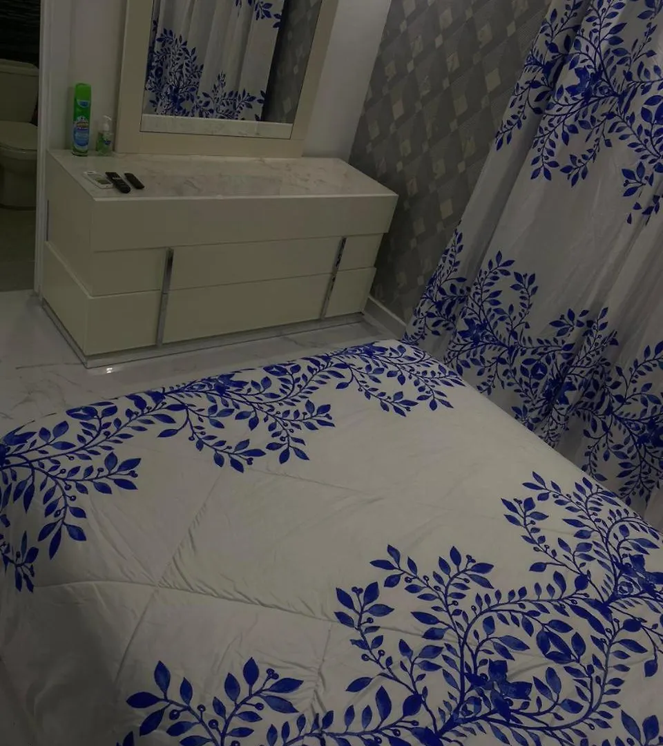 Apartment Legacy Stays- Bani